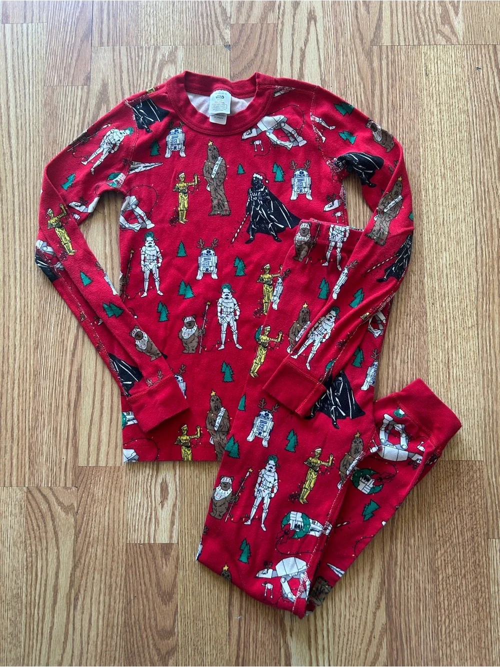 Hanna Andersson Red Christmas Star Wars Character Pajama Set Size 140/US10 EUC